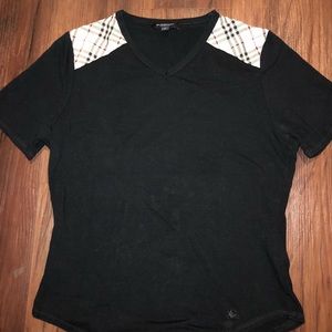 Burberry v-neck tshirt